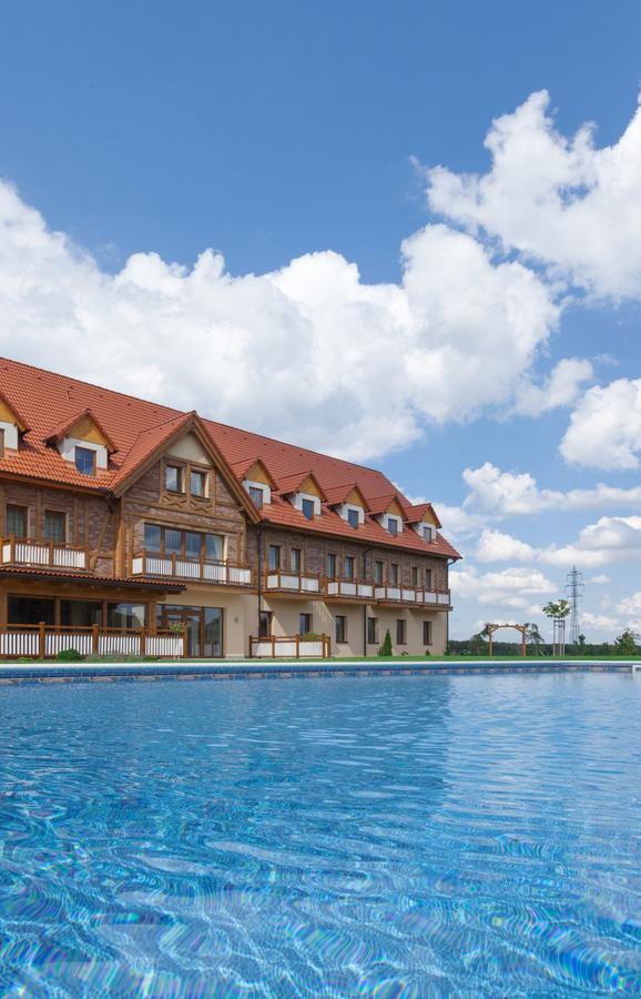 Malvazia Hotel Prievaly Esterno foto