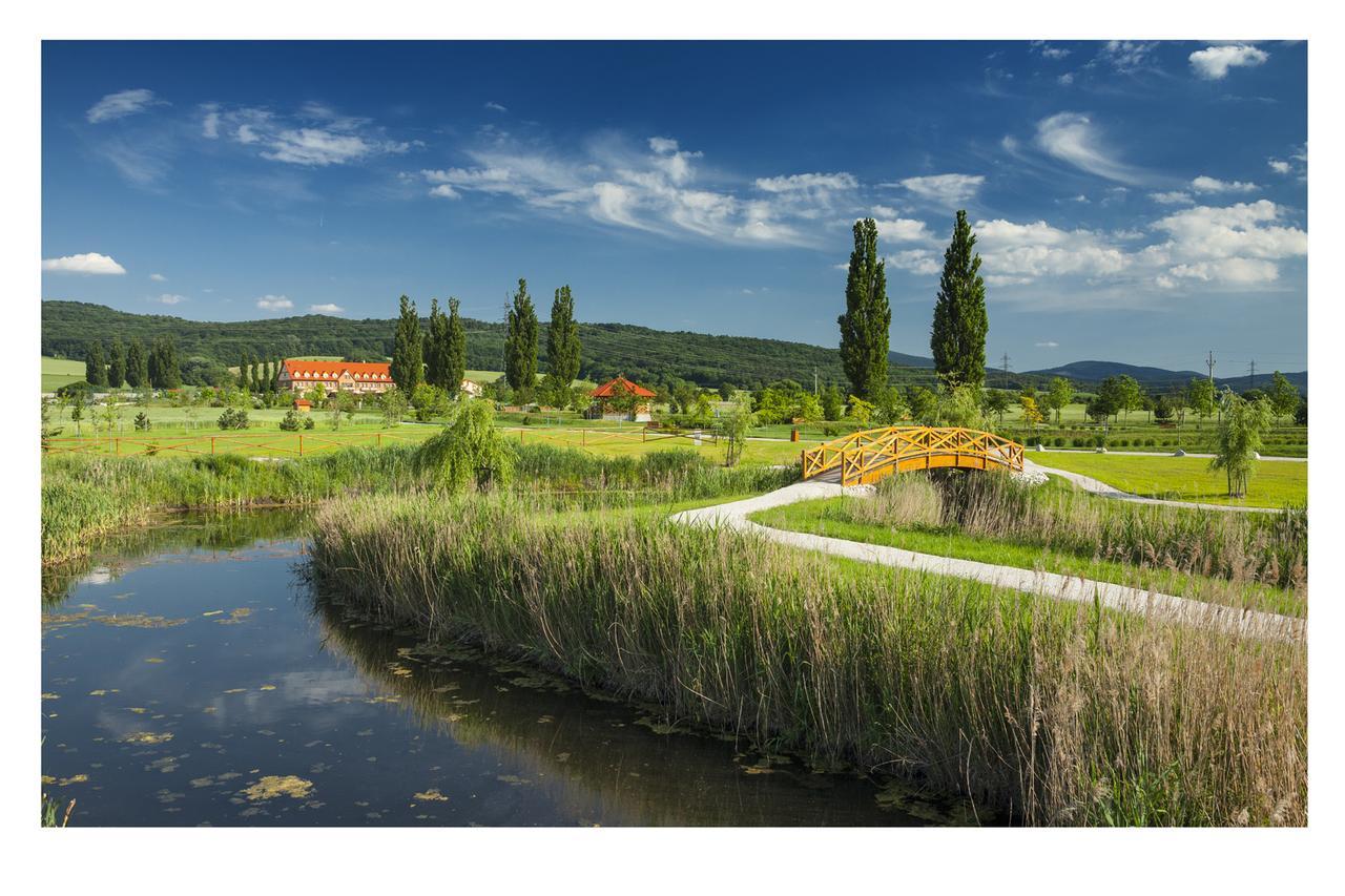 Malvazia Hotel Prievaly Esterno foto